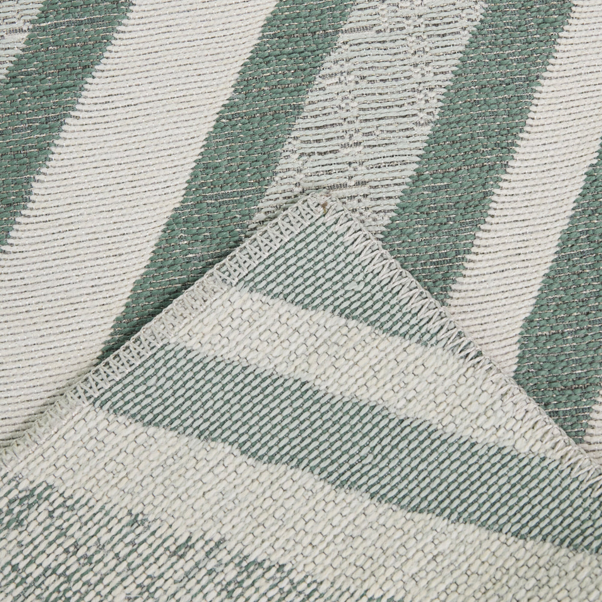 Allegrezza Broken Chevron Area Rug