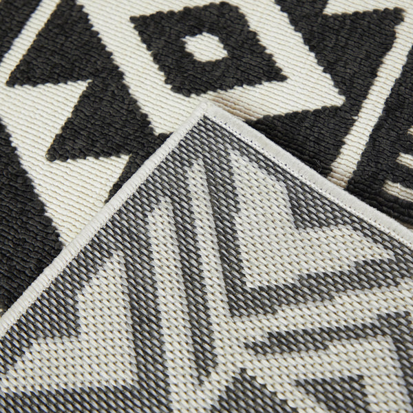 Alessi Global Geometric Area Rug - Balta Rugs